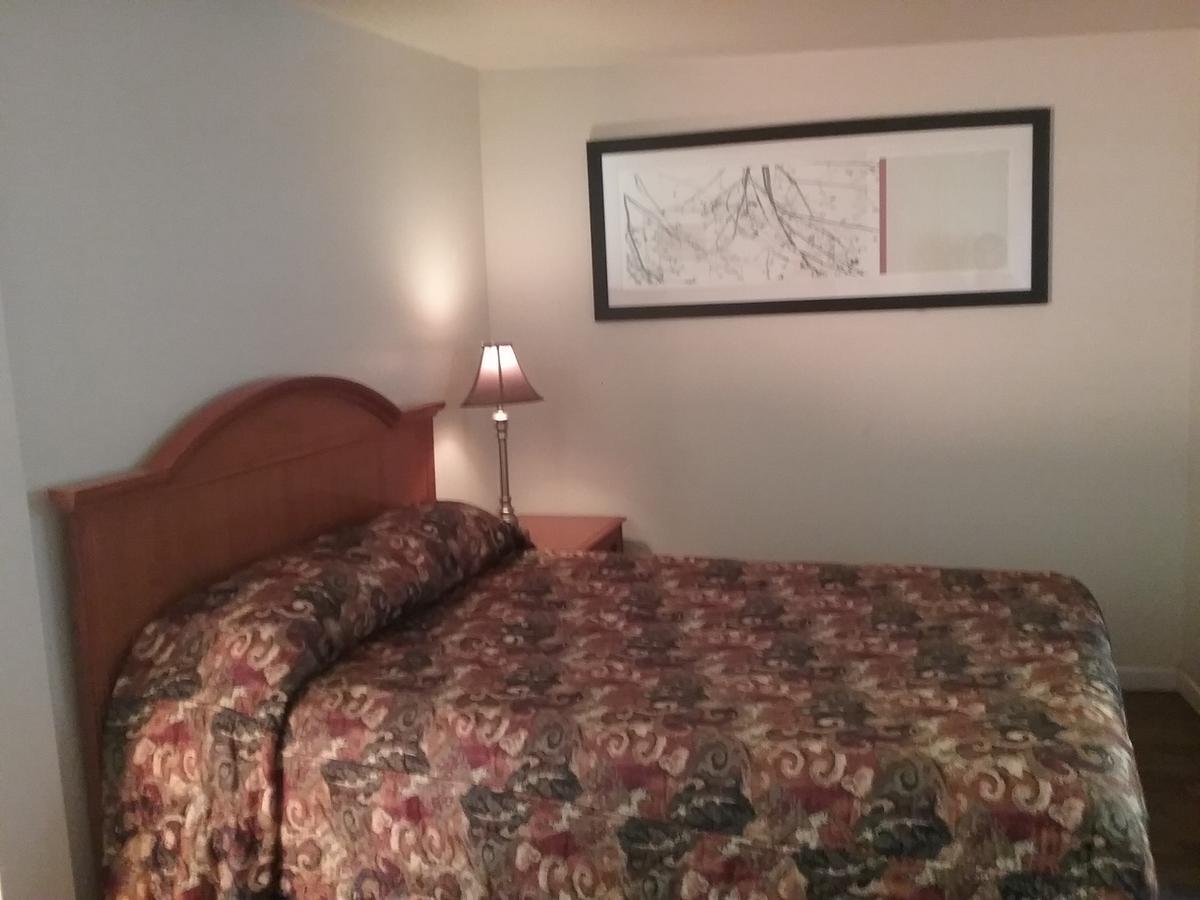 Bigfoot Motel Willow Creek Exterior photo